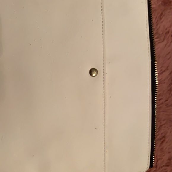 Steve Madden white clutch - Picture 6 of 6
